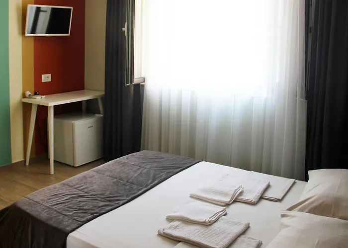 I Registi * סקליאה