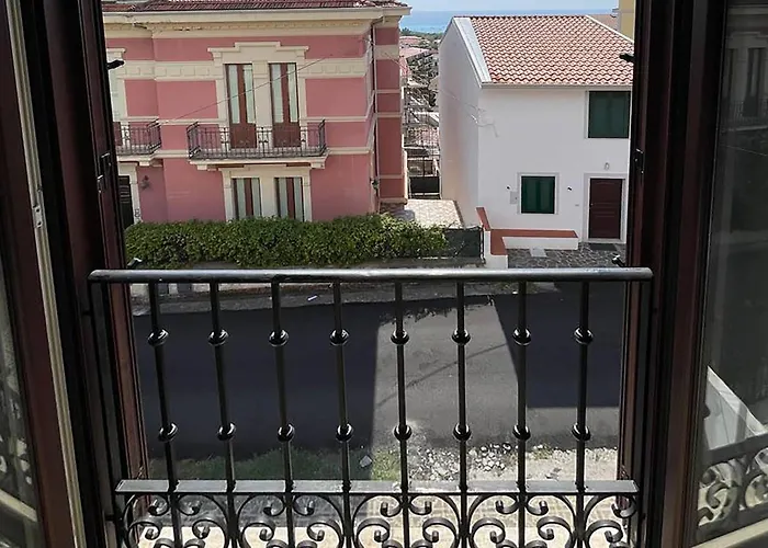 I Registi מלון *