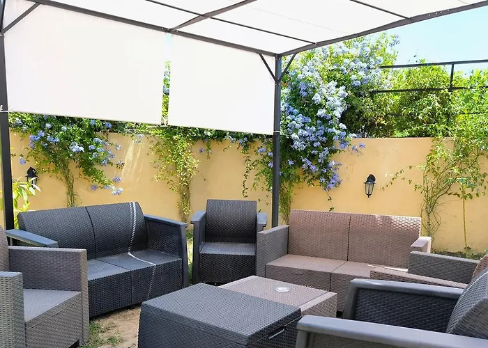 I Registi מלון *