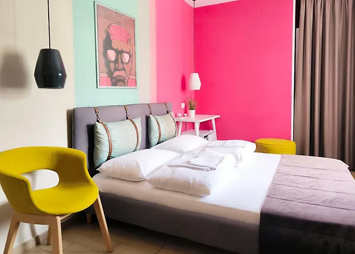 I Registi מלון סקליאה